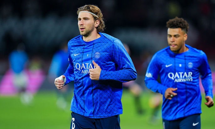 Энрике выпустил Забарного на новой позиции – украинец проиграл дуэль, после чего ПСЖ пропустил. ВИДЕО Энрике выпустил Забарного на новой позиции – украинец проиграл дуэль, после чего ПСЖ пропустил. ВИДЕО