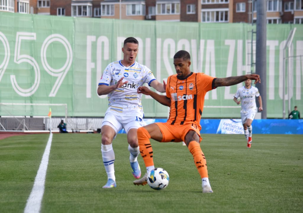 Почему матч Динамо - Шахтер было не интересно смотреть?