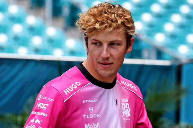 Лоусон объяснил, что инцидент с Алонсо его многому научил Лоусон объяснил, что инцидент с Алонсо его многому научил