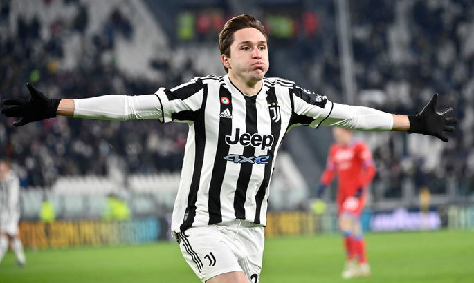 "Если быть полностью честным". Кьеза назвал величайшего игрока в истории. Выбирал между Роналду и Месси "Если быть полностью честным". Кьеза назвал величайшего игрока в истории. Выбирал между Роналду и Месси