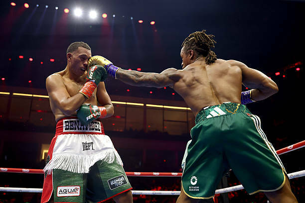Бенавидес избил и нокаутировал Энтони Ярда, защитив титул чемпиона мира