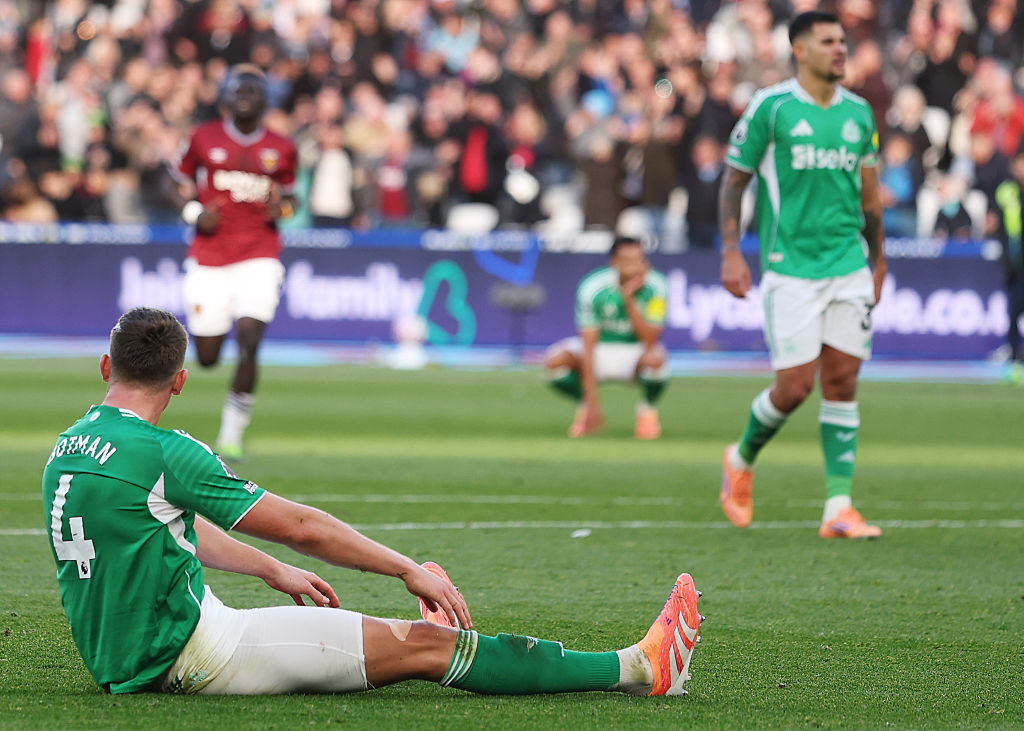 АПЛ. Нуну Эшпириту Санту шокирует сорок и делает первый шаг к выходу из зоны вылета