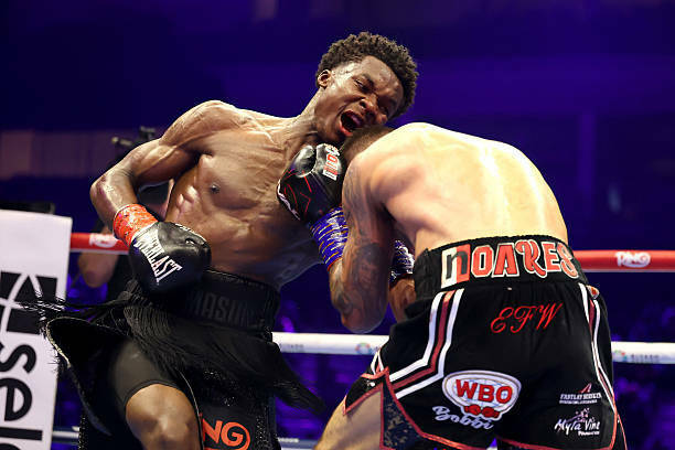 Бой года в Эр-Рияде? Абдулла Мейсон стал самым молодым чемпионом в мире