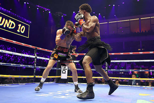 Бой года в Эр-Рияде? Абдулла Мейсон стал самым молодым чемпионом в мире