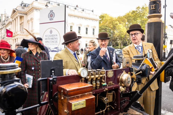 Шоу исторической техники состоялось в центре Лондона Шоу исторической техники состоялось в центре Лондона