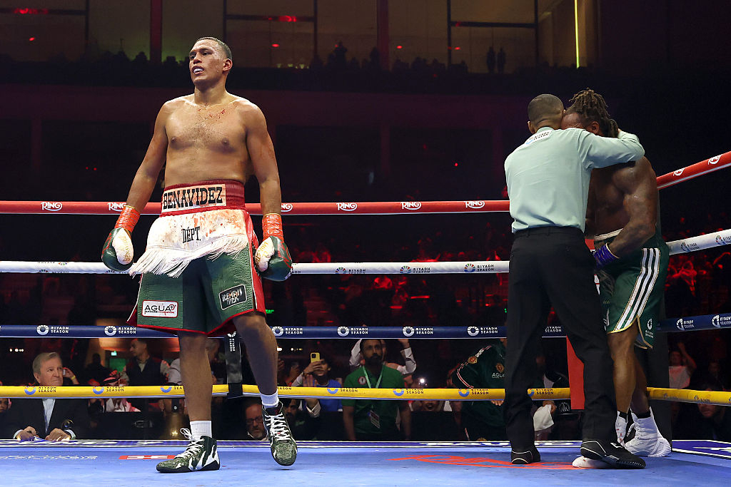 Бенавидес уничтожил Ярда. Впереди – крузервейт