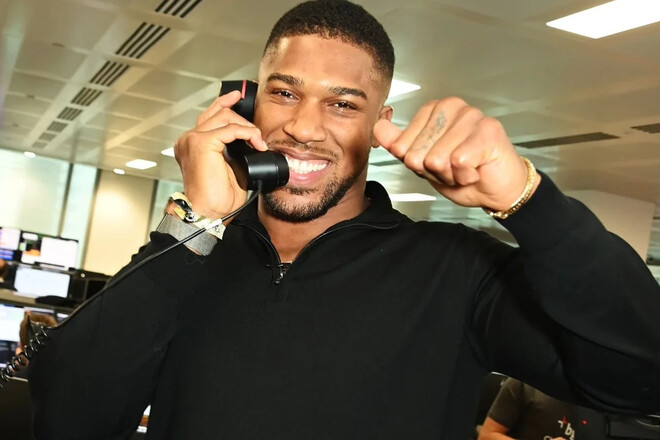 Джошуа начал переговоры о бое, который принесет сумасшедшие деньги Джошуа начал переговоры о бое, который принесет сумасшедшие деньги