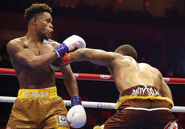 Девин Хейни уверенно перебоксировал Норманна и стал новым чемпионом мира