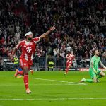 Бавария без Кейна разгромила Байер 3:0