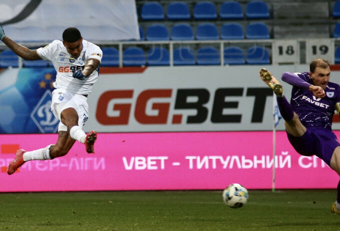 12-й тур УПЛ: поражение «Динамо» и разгром от «Шахтёра»
