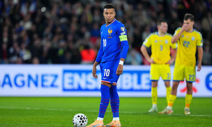 Ребров и сборная: почему критика тренера преждевременная