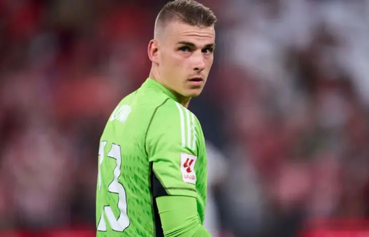 Почему Андрей Лунин не играет за сборную Украины?