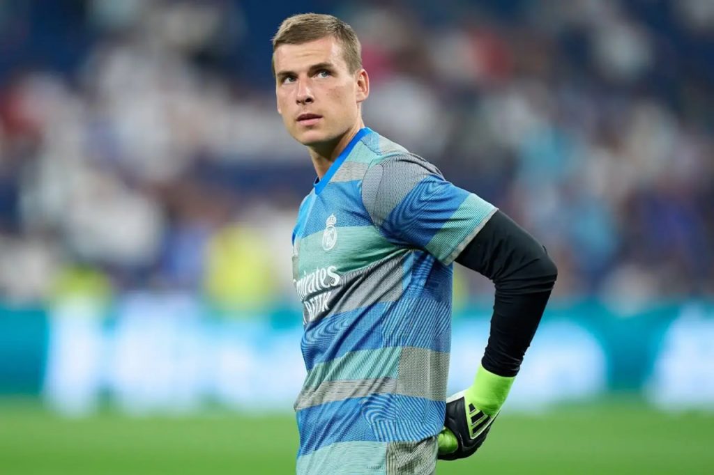 Почему Андрей Лунин не играет за сборную Украины?