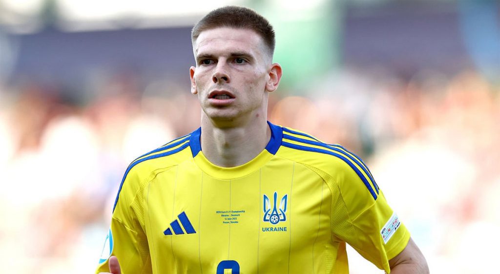 Шахтёр продлил контракт с Очеретько до 2030