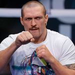 Усик и отказы от титулов: что сейчас происходит в боксе