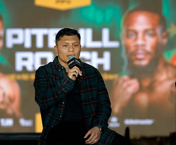 Бой Круса и Роуча – идеальная встреча. Фанаты бокса точно оценят Бой Круса и Роуча – идеальная встреча. Фанаты бокса точно оценят