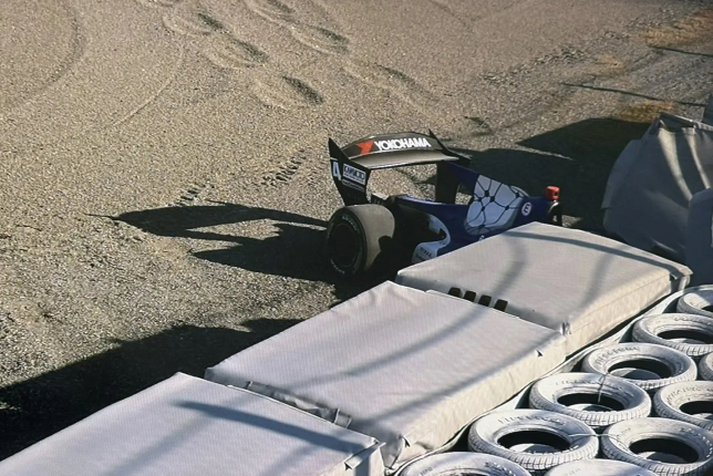 Дуэн трижды разбил машину за три дня тестов в Японии Дуэн трижды разбил машину за три дня тестов в Японии