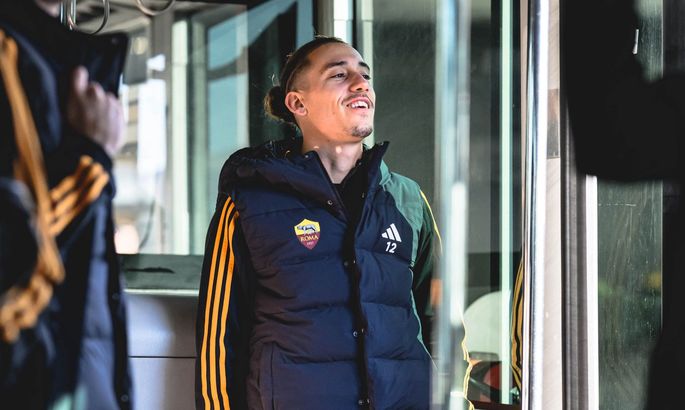 Гасперини разочарован партнёром Довбика. Он может покинуть Рому вслед за Фергюсоном Гасперини разочарован партнёром Довбика. Он может покинуть Рому вслед за Фергюсоном