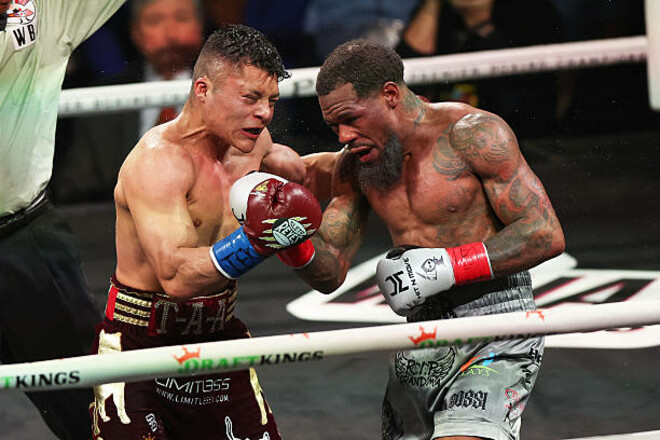 Крус и Роуч не сумели определить победителя в поединке за титул WBC Interim Крус и Роуч не сумели определить победителя в поединке за титул WBC Interim