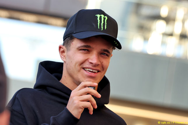 В честь Ландо Норриса назвали пешеходную улицу В честь Ландо Норриса назвали пешеходную улицу