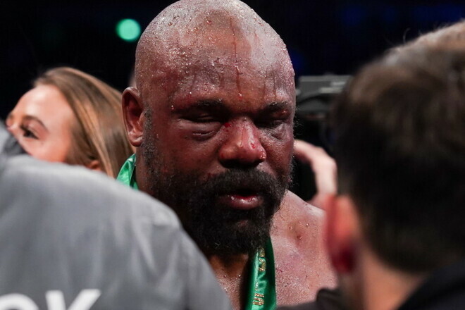 Дерек ЧИСОРА: «То, что делает Усик – неправильно. Я слышал, что он...» Дерек ЧИСОРА: «То, что делает Усик – неправильно. Я слышал, что он...»