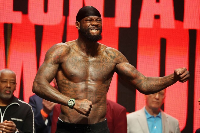 Уайлдер нашел себе неожиданного соперника. Он дал пощечину Кличко Уайлдер нашел себе неожиданного соперника. Он дал пощечину Кличко