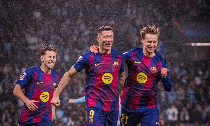 Барселона - Айнтрахт. Смотреть онлайн LIVE прямую видеотрансляцию матча ЛЧ Барселона - Айнтрахт. Смотреть онлайн LIVE прямую видеотрансляцию матча ЛЧ