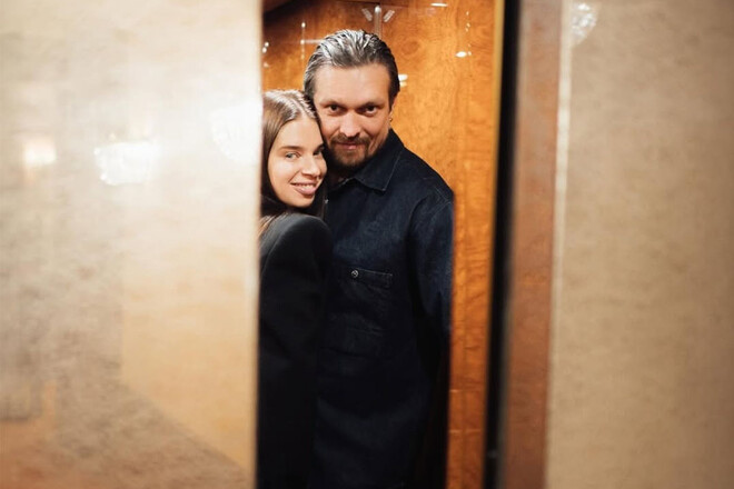 ФОТО. Жена Усика показала романтичный фотосет с мужем. Красота ФОТО. Жена Усика показала романтичный фотосет с мужем. Красота