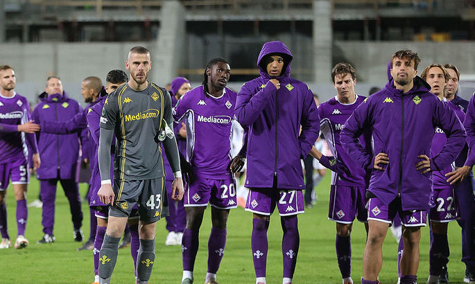 Фиалка не цветет. О кризисе в расположении еврокубкового соперника Динамо Фиалка не цветет. О кризисе в расположении еврокубкового соперника Динамо