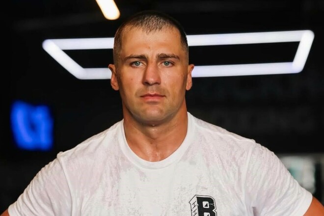 Бывший чемпион мира из Украины планирует вернуть титул в 2026 или 2027 году Бывший чемпион мира из Украины планирует вернуть титул в 2026 или 2027 году