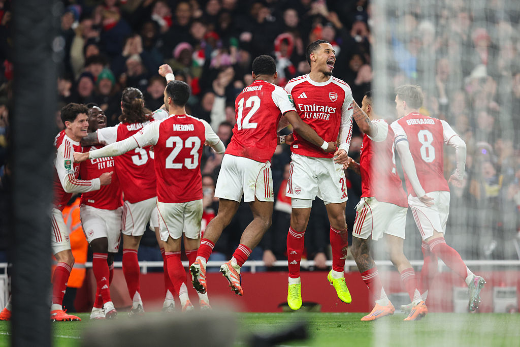 Кубок Лиги. В шаге от сенсации: Пэлас проигрывает Арсеналу только в серии пенальти Кубок Лиги. В шаге от сенсации: Пэлас проигрывает Арсеналу только в серии пенальти