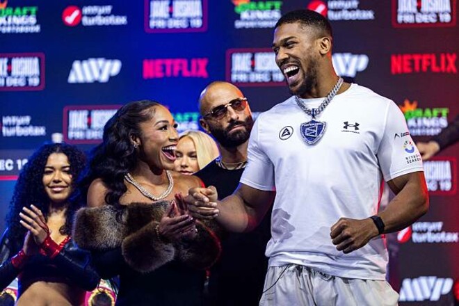 Джошуа сказал, что сделает, если сенсационно проиграет Джейку Полу Джошуа сказал, что сделает, если сенсационно проиграет Джейку Полу