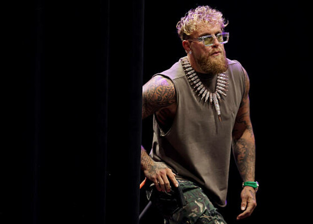 Джейк Пол построил зал для подготовки к Джошуа: «У него лучшие тренеры» Джейк Пол построил зал для подготовки к Джошуа: «У него лучшие тренеры»