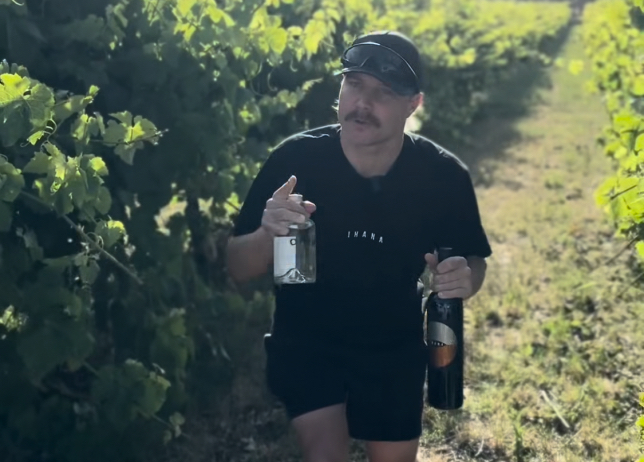 Валттери Боттас угощает, но не бесплатно Валттери Боттас угощает, но не бесплатно