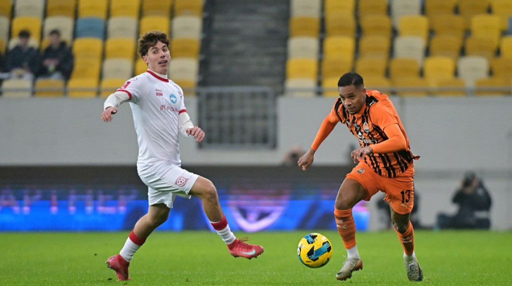 Как прошел 14 тур УПЛ? Чем опозорились Динамо и Шахтер