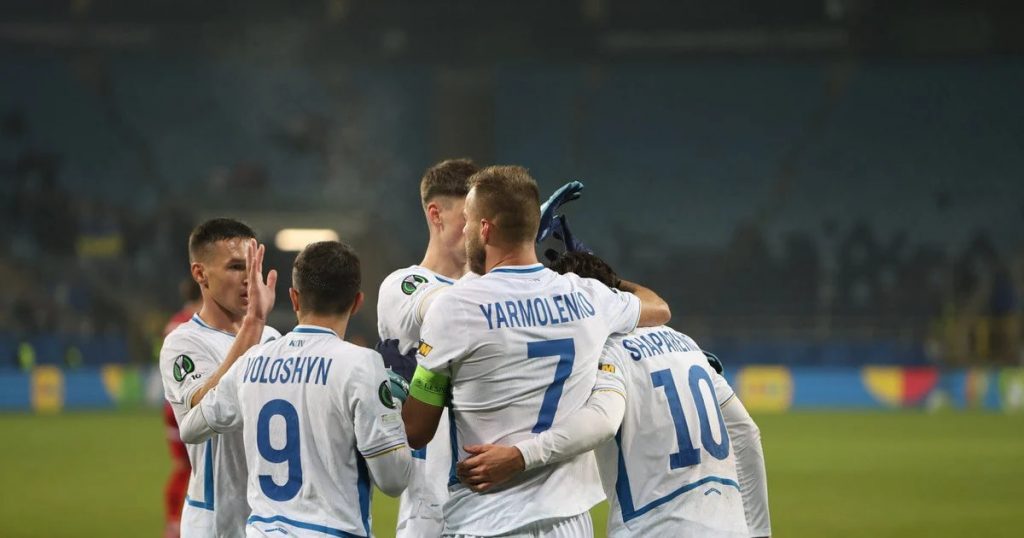 Суркис отказался от тренеров УПЛ для «Динамо»