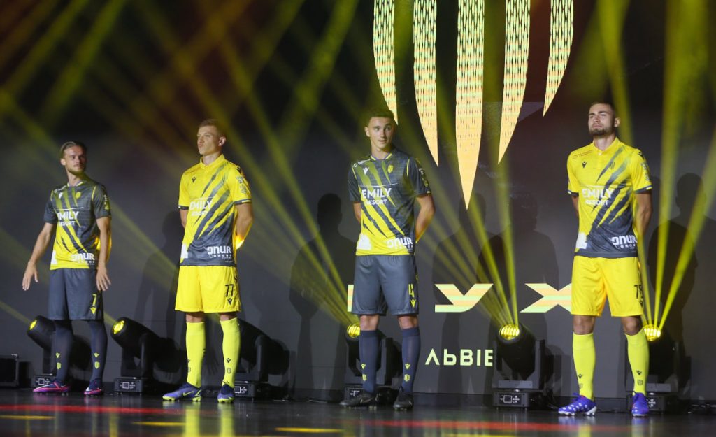 Рух – Полесье: прогноз и где смотреть матч УПЛ 7 декабря