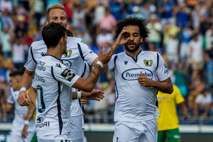 Бенфика – Фамаликан: прогноз и где смотреть матч 22.12.2025