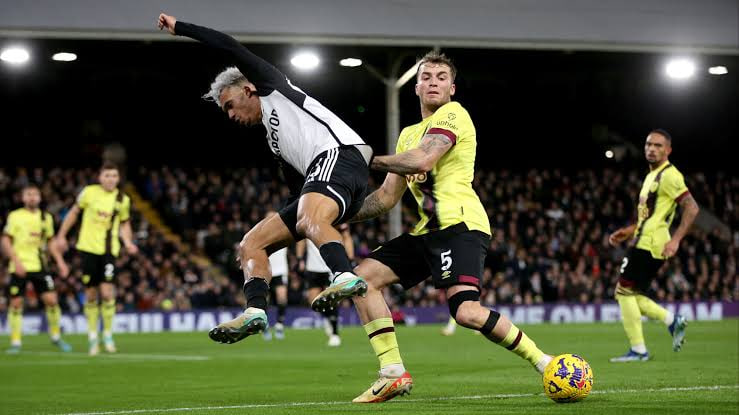 Бернли — Эвертон: прогноз и где смотреть матч АПЛ 27.12.25