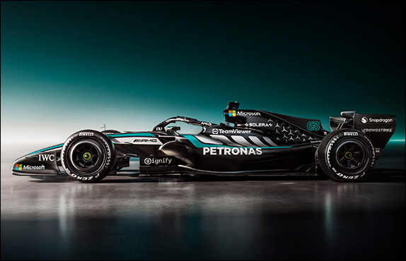 В Mercedes рассказали о новой W17