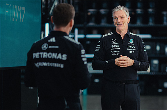 В Mercedes рассказали о новой W17