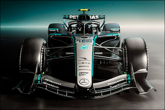 В Mercedes рассказали о новой W17
