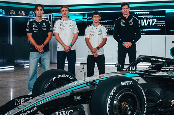 В Mercedes рассказали о новой W17