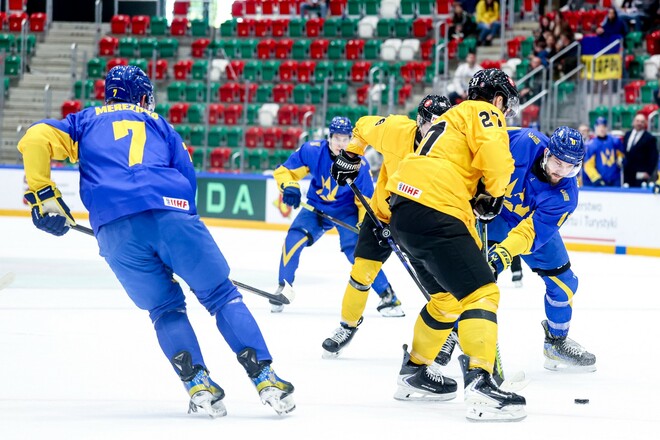 Форвард сборной Украины: «Хочется бороться за первое место на ЧМ» Форвард сборной Украины: «Хочется бороться за первое место на ЧМ»