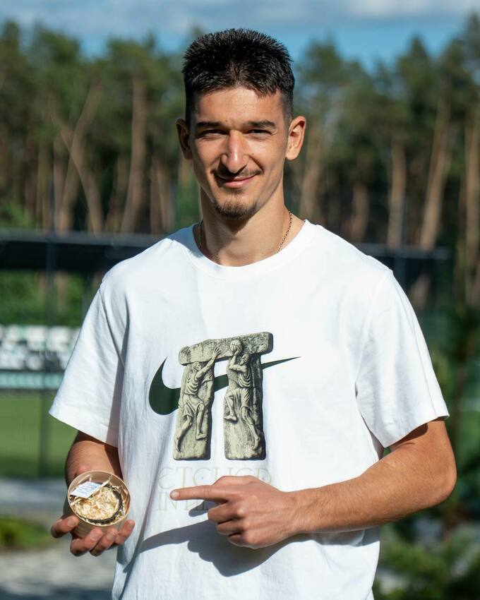 Буткевич наградил трех футболистов Полесья после завершения чемпионата