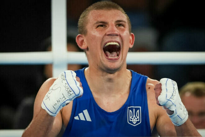 Александр Хижняк завоевал первую золотую медаль после Олимпиады-2024! Александр Хижняк завоевал первую золотую медаль после Олимпиады-2024!
