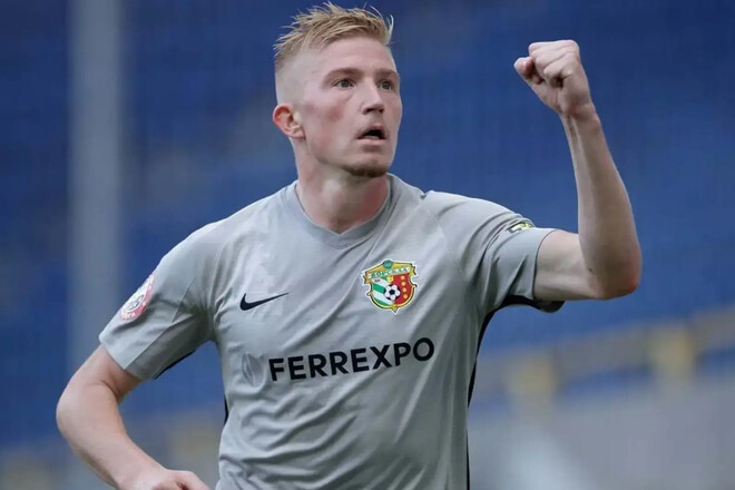 Владислав Кулач попал на радары двух клубов Владислав Кулач попал на радары двух клубов