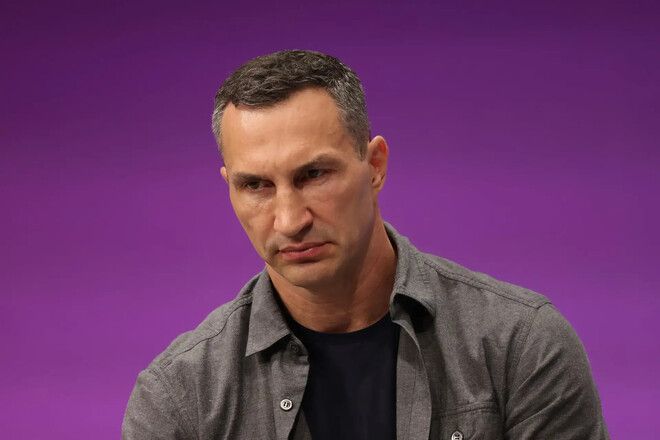 Кличко подобрали соперника и ждут, что он окончательно поставит точку Кличко подобрали соперника и ждут, что он окончательно поставит точку