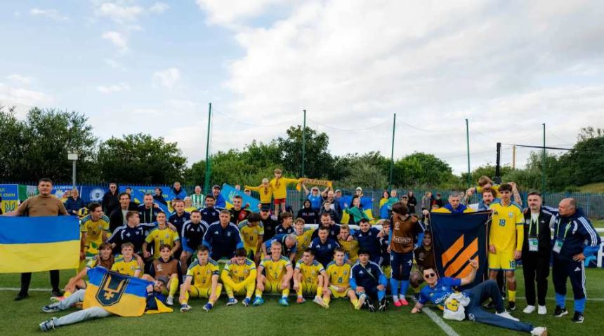 Украина U-19 обыграла Италию 1:0 и вышла в полуфинал Евро-2026 с первого места. Результаты группы B и гол Оличенко — читайте детали.