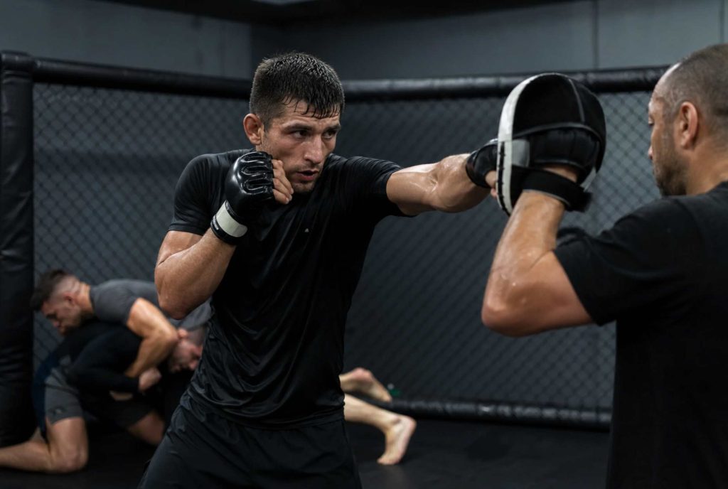 Чем UFC отличается от других единоборств: правила, раунды и способы победы